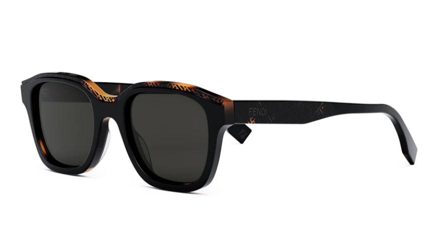 Fendi Sunglass FE40079U 12A 58undefined