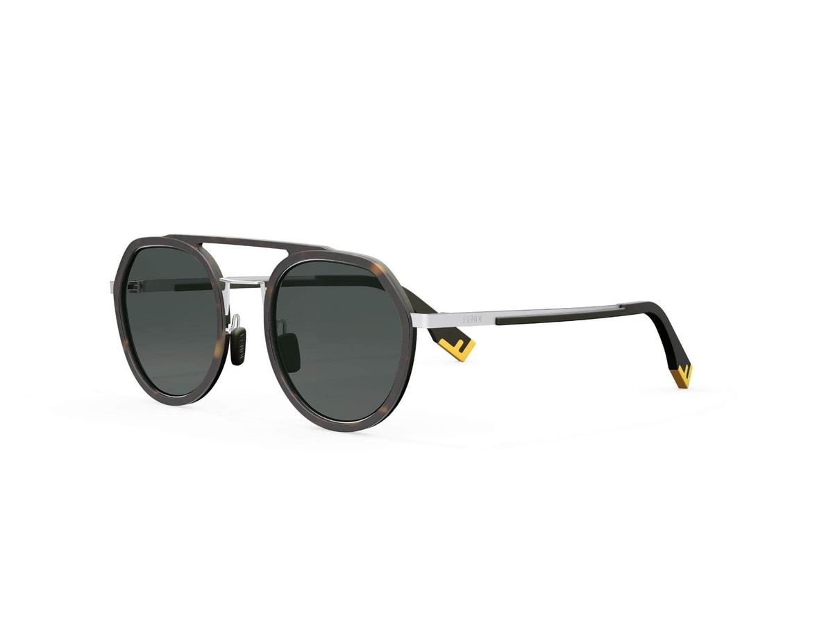 FENDI SUNGLASS FE40040U 52A 51-24undefined