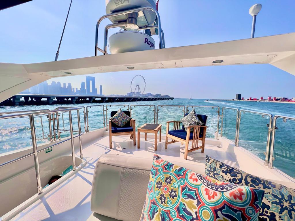 Majesty Yacht 56 ​​feet view 9
