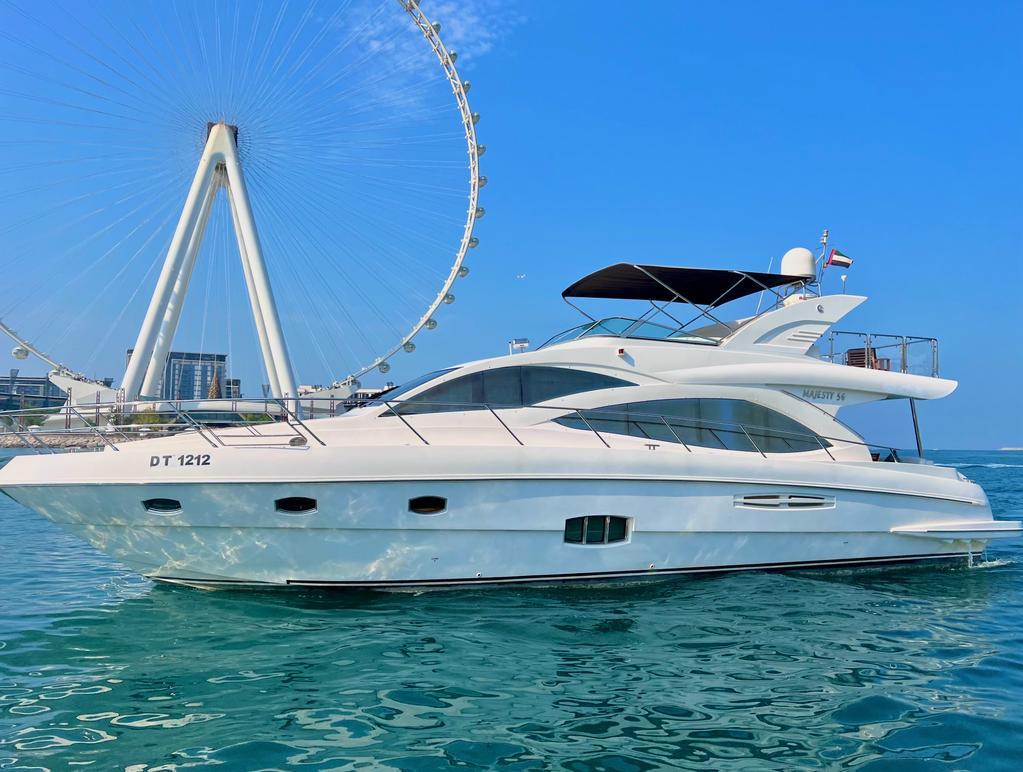 Majesty Yacht 56 ​​feet view 12