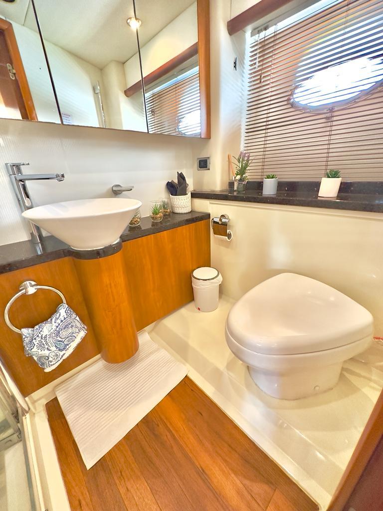 Sunseeker 70ft yacht view 8