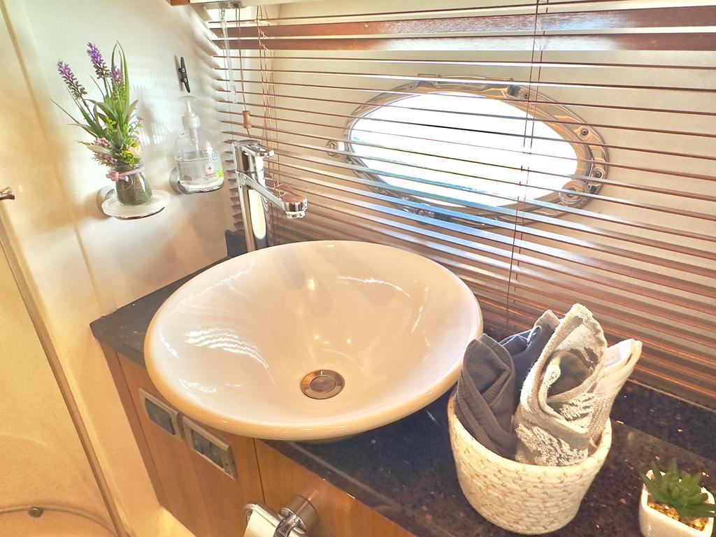 Sunseeker 70ft yacht view 30