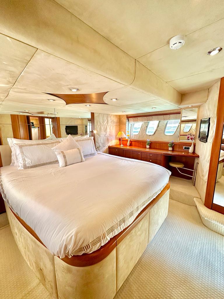 Sunseeker 70ft yacht view 29