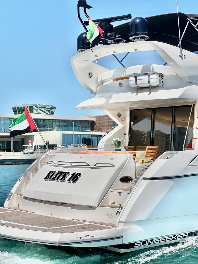 Sunseeker 70ft yacht view 39