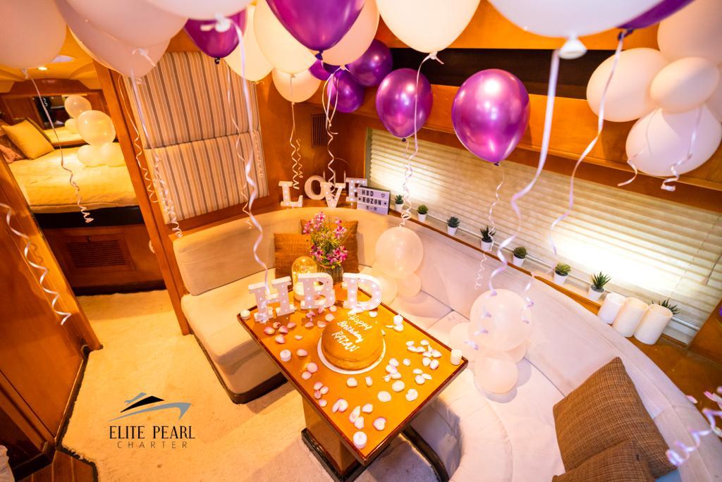 Girl's Birthday Yacht 31 feet view 1