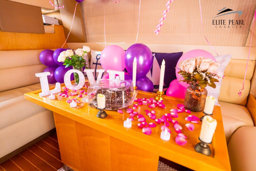 Girl's Birthday Yacht 31 feet view 4