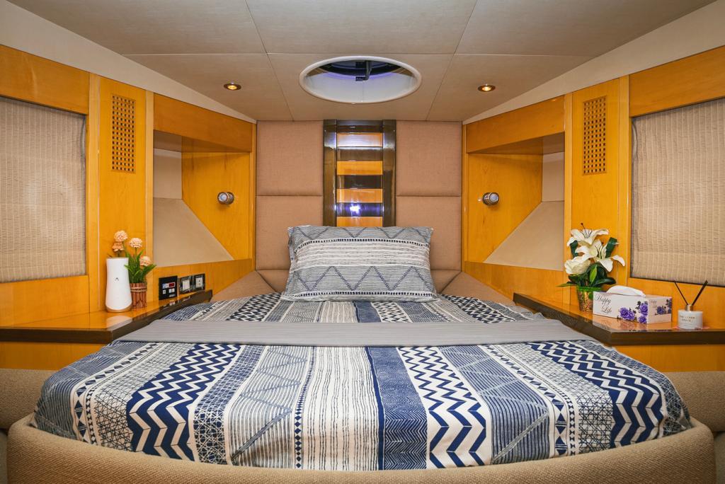 Majesty Yacht 44 ft. view 3