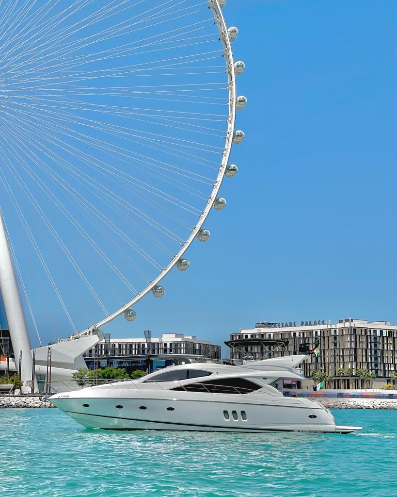 yacht Sunseeker 70 feet view 10