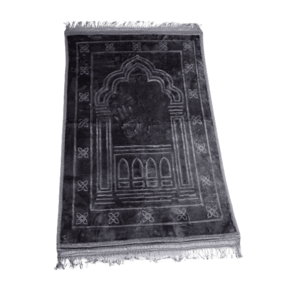 Prayer rug& Laboratory & incense view 4