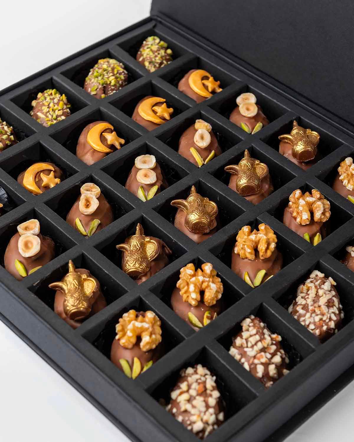 30 Designer Dates  by NJD view 3