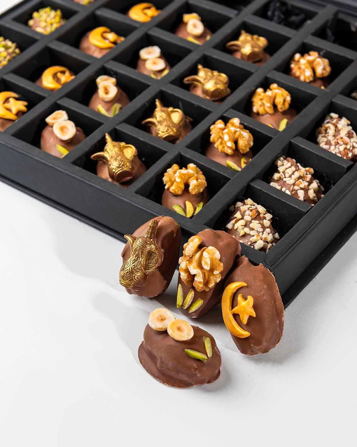 30 Designer Dates  by NJD view 4