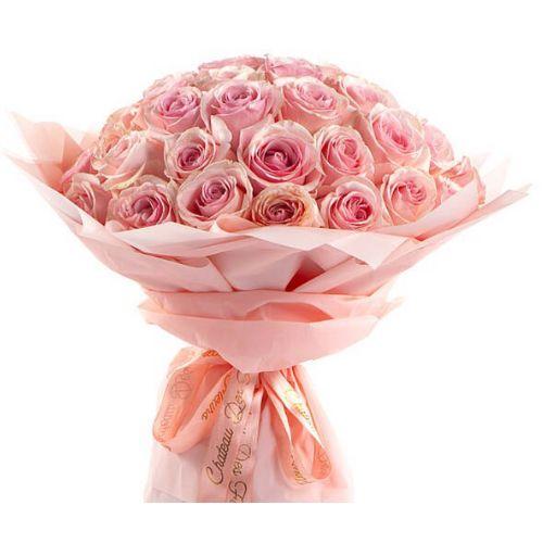 Peach Hand Bouquet Rose and Cake view 2