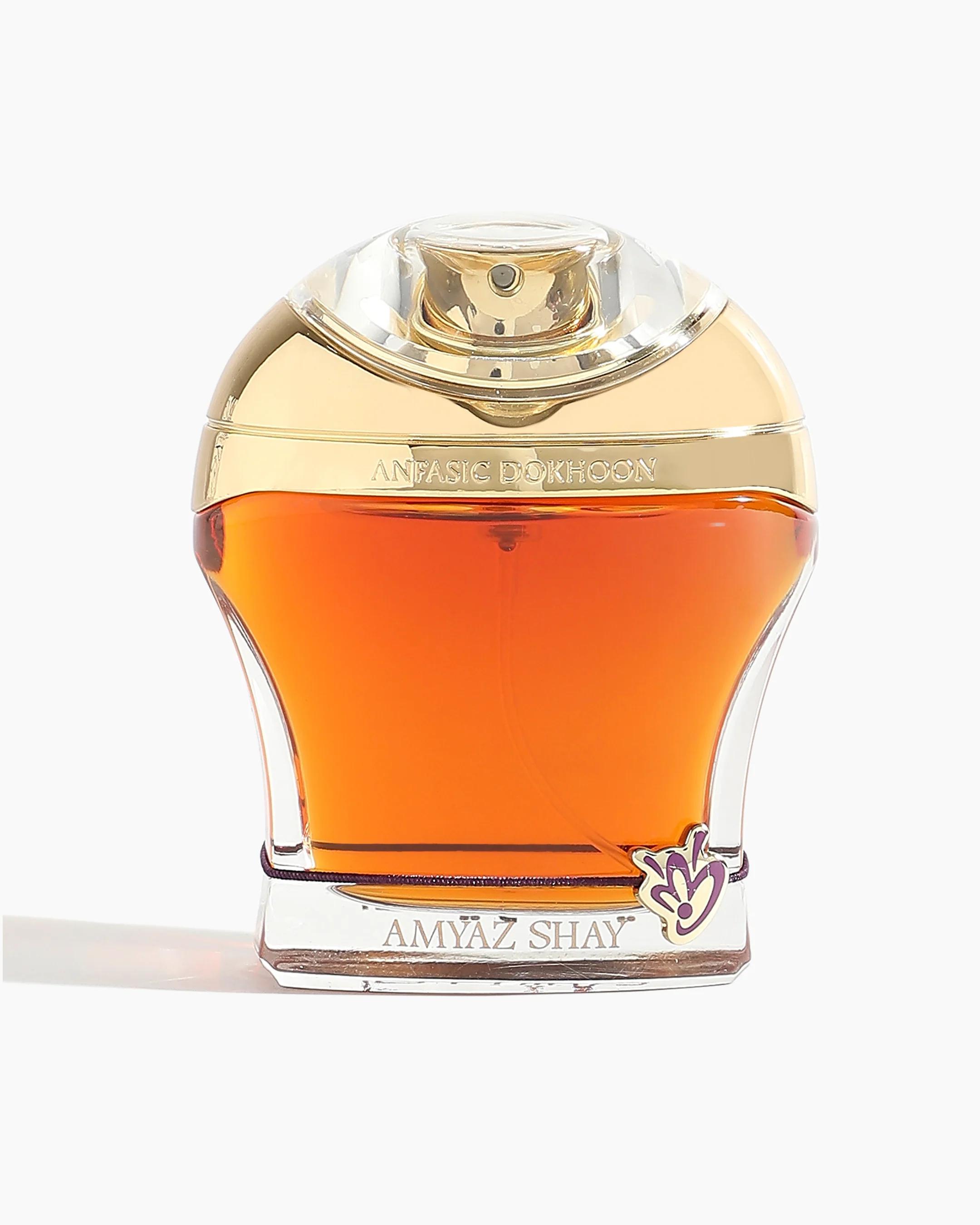 Amyaz Shay Parfum with red roses box view 4