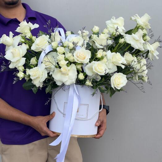 White Bundle 9879 view 2