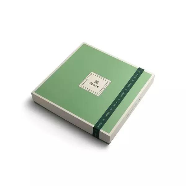 Box of 84 Pieces, Les Essentiels view 1