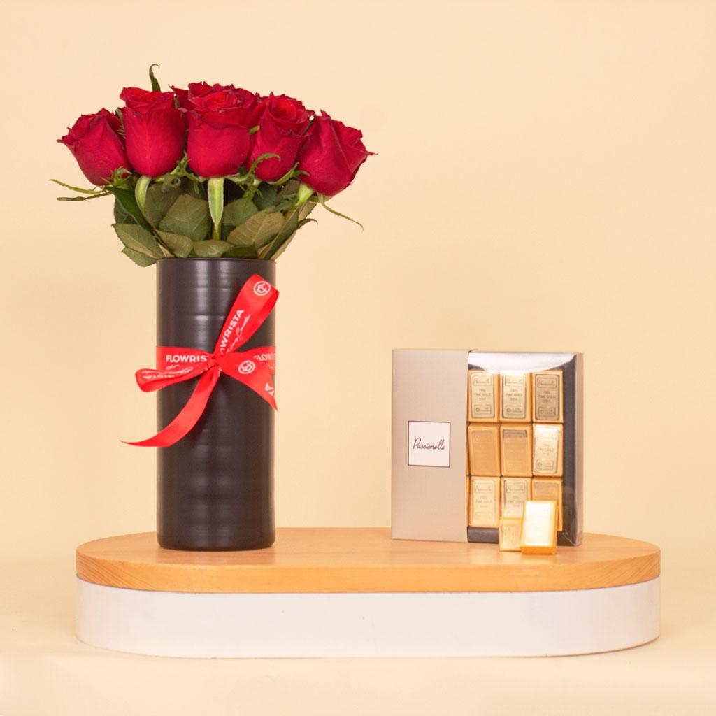 Passionelle Gold Ingot Box And Red Roses Vase view 1