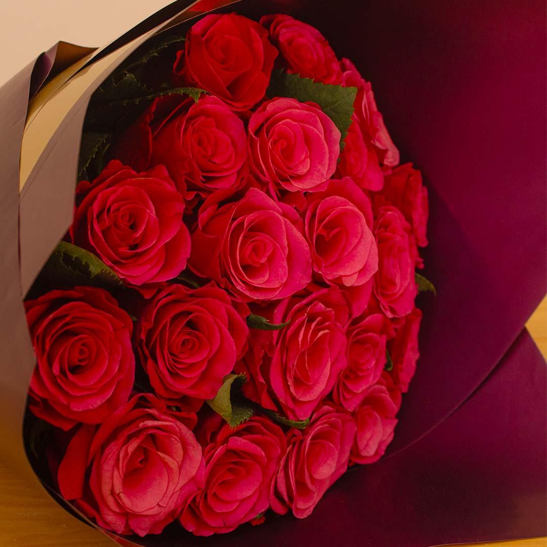 Flowrista | 20 Fuchsia Roses Bouquet view 2