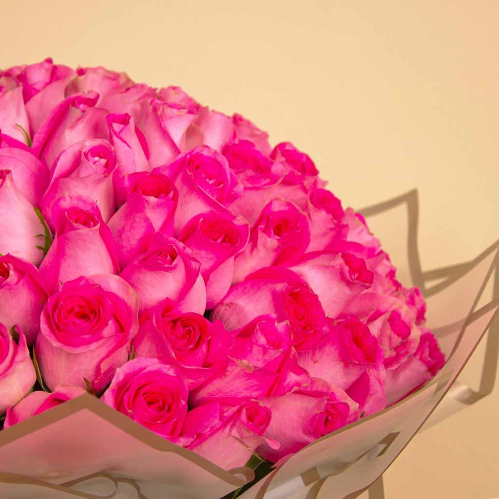 100 Pink Roses bouquet view 2