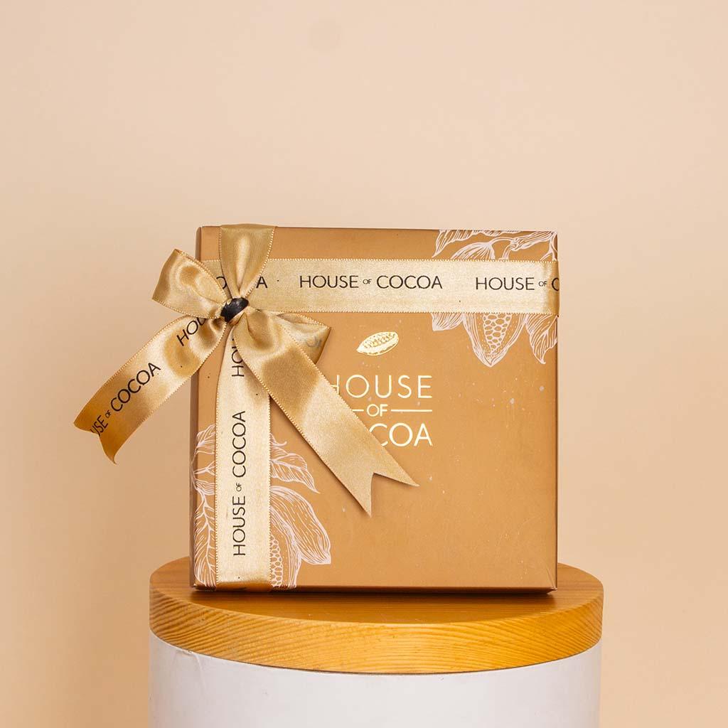 Alamki Bella Yellow Bag & White Roses Vase & House of Cocoa Chocolate Box view 3