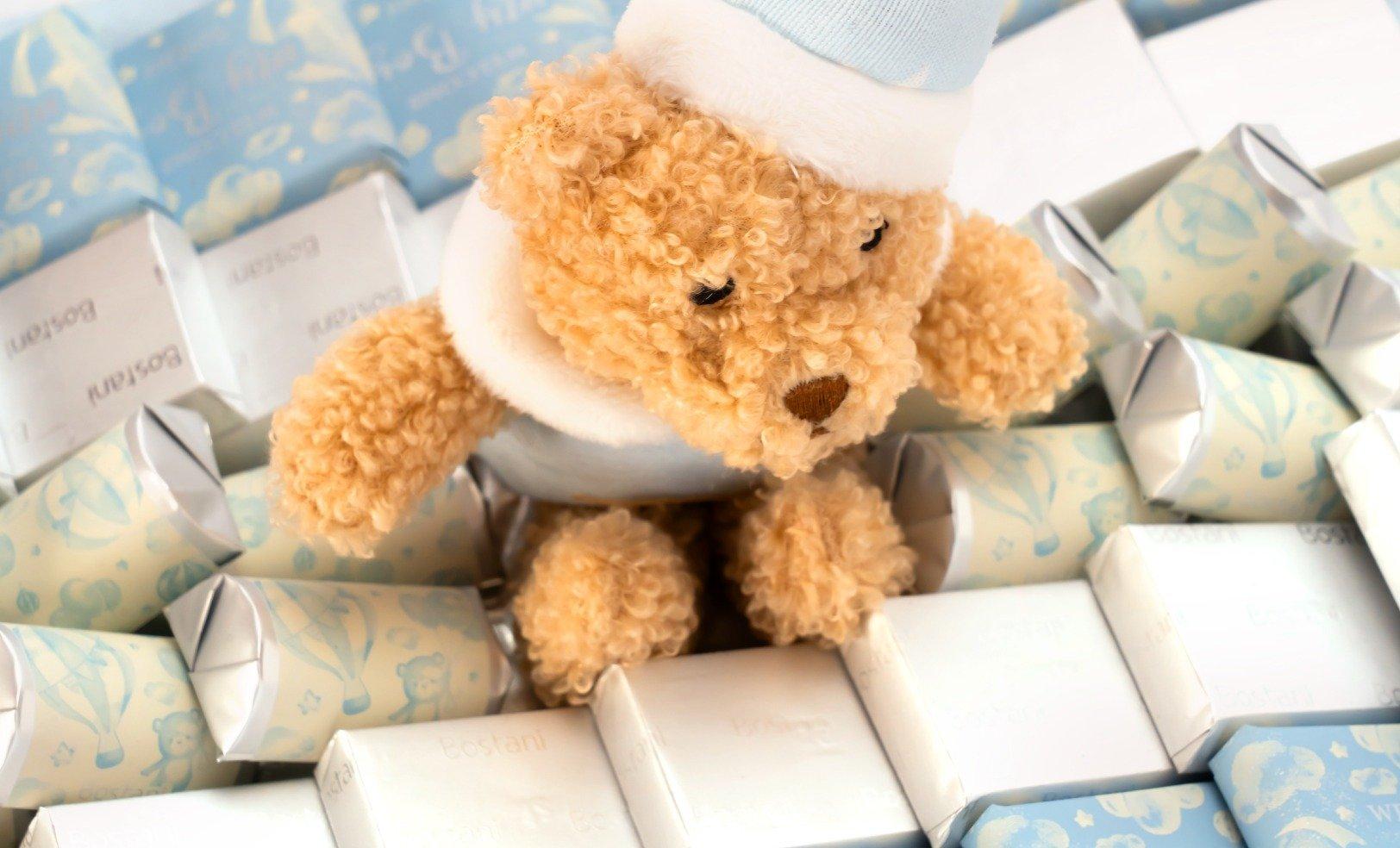 Welcome My Boy Baby Rectangular Basket 1260g view 2
