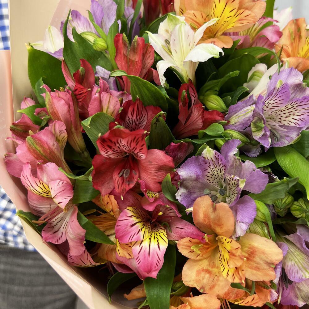 FAIRY TALE BOUQUET view 2