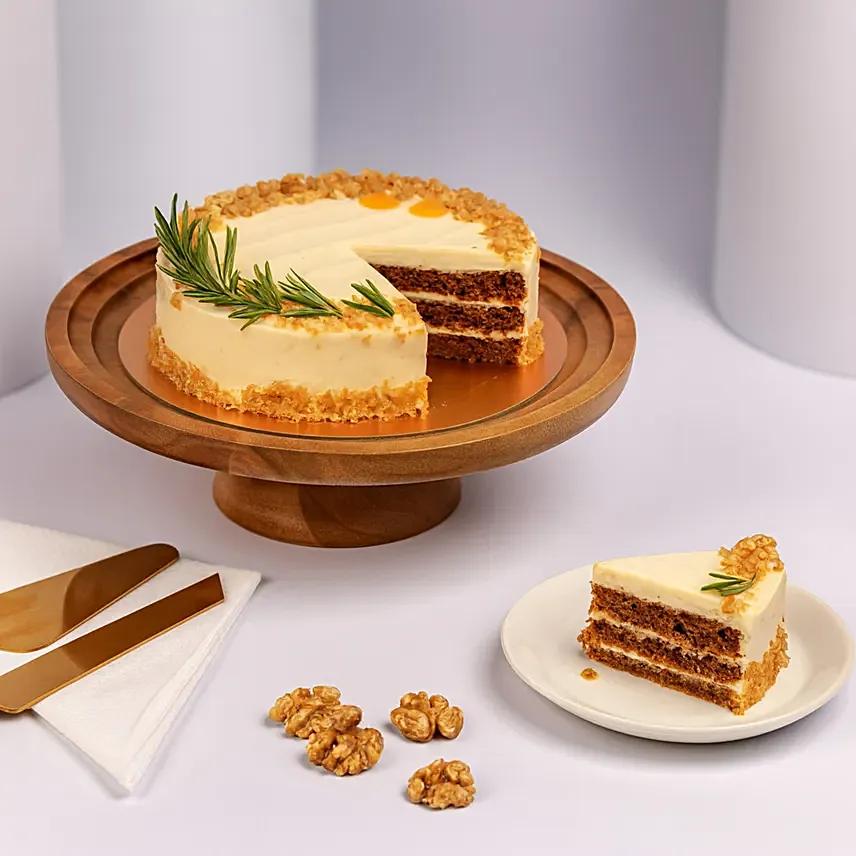 Carrot cake with croquants view 2