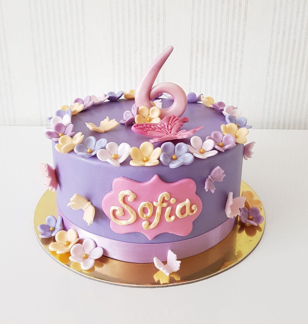 Girls cake