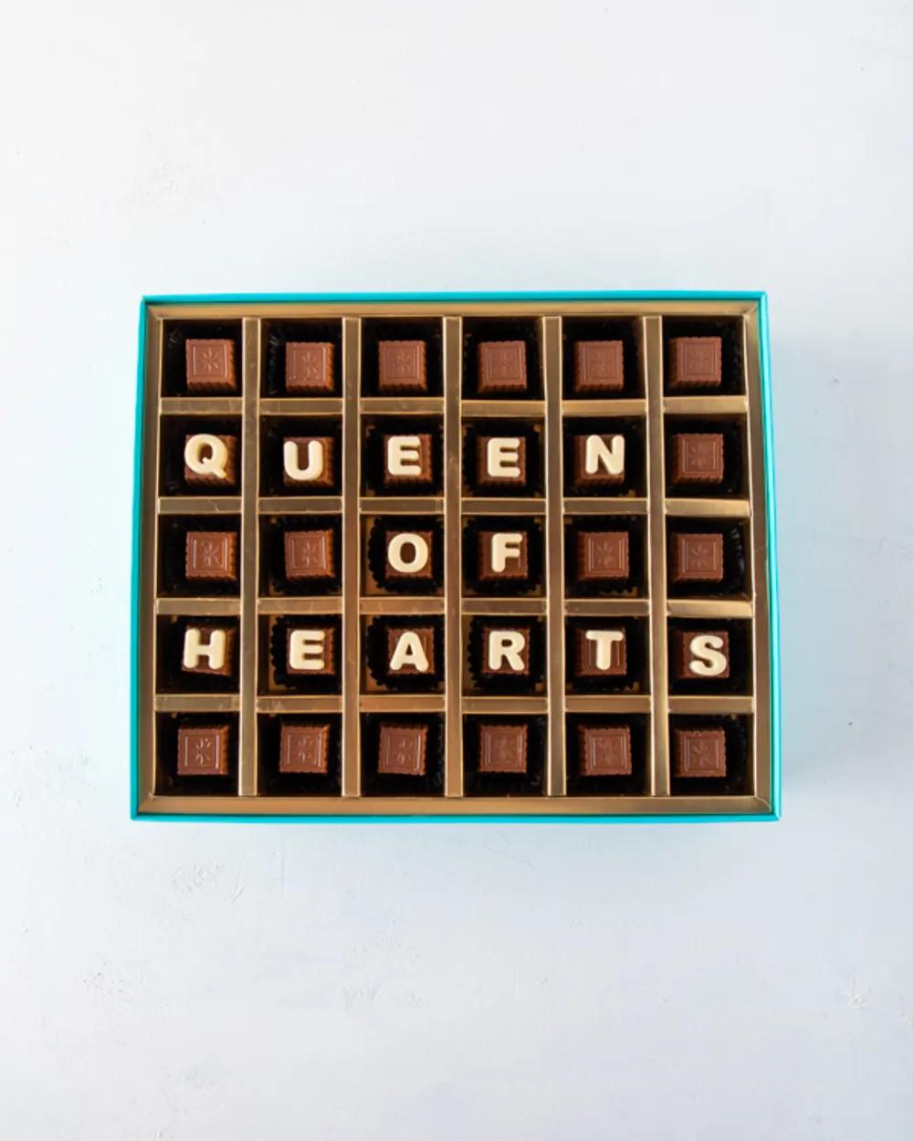 Queen of Hearts ChocolatesQueen of Hearts Chocolates, Heart Chocolate Gift Box, Luxury Chocolates UAE, شوكولاتة ملكة القلوب, بوكس شوكولاتة على شكل قلب, شوكولاتة فاخرة للإهداء