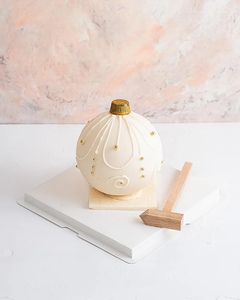 Edible Bauble byNJDundefined