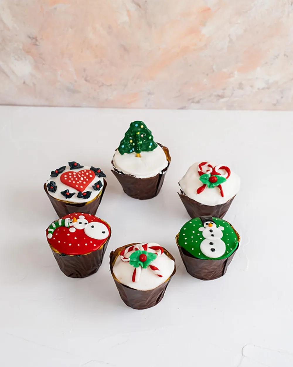 Christmas theme cupcakes