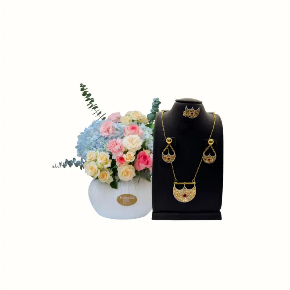 Gold Necklace (packages)undefined