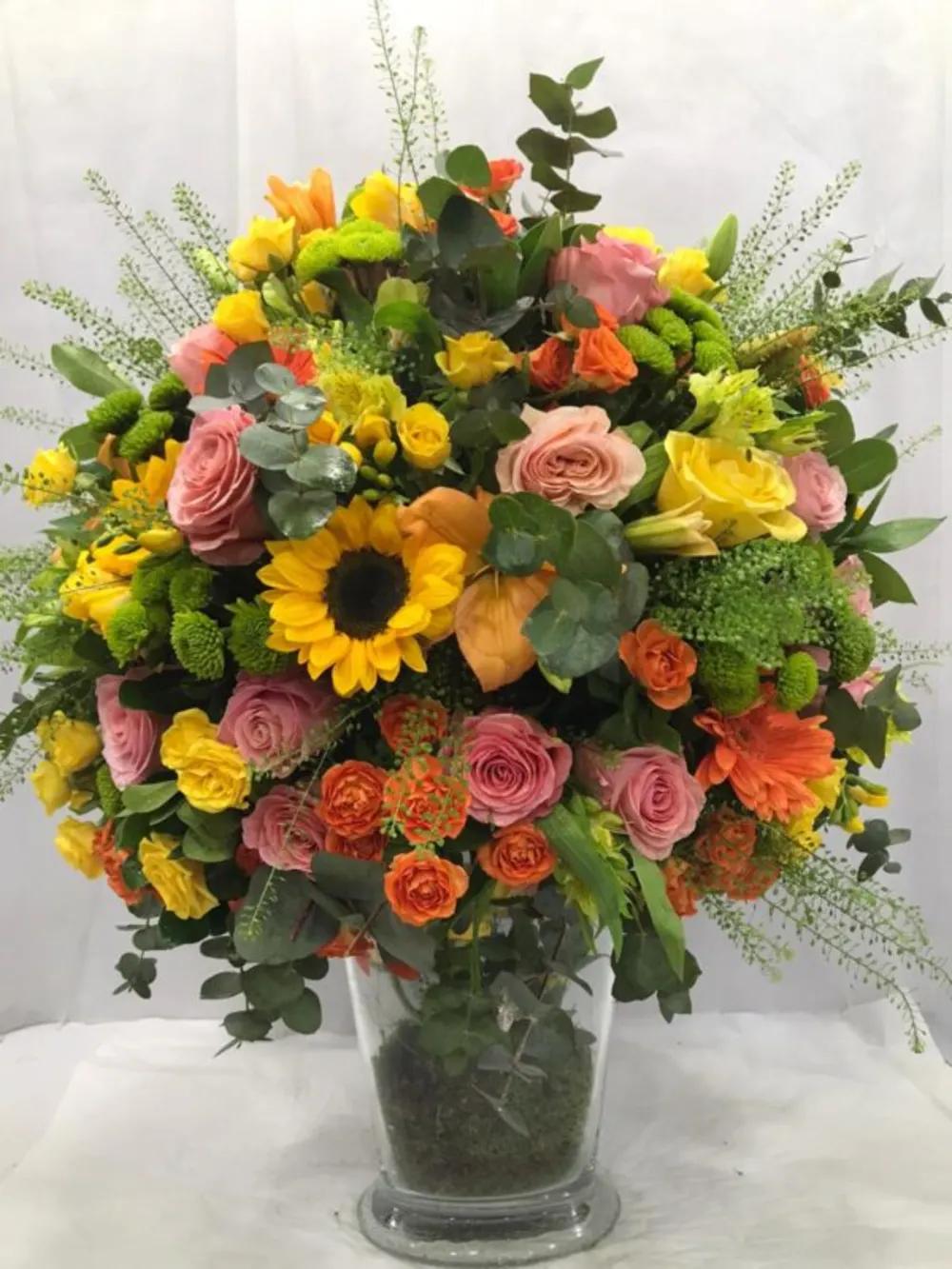 Mix flowers and long glassundefined