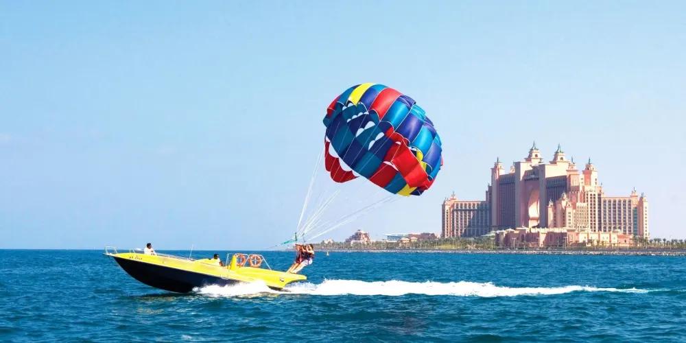 Parasailingundefined