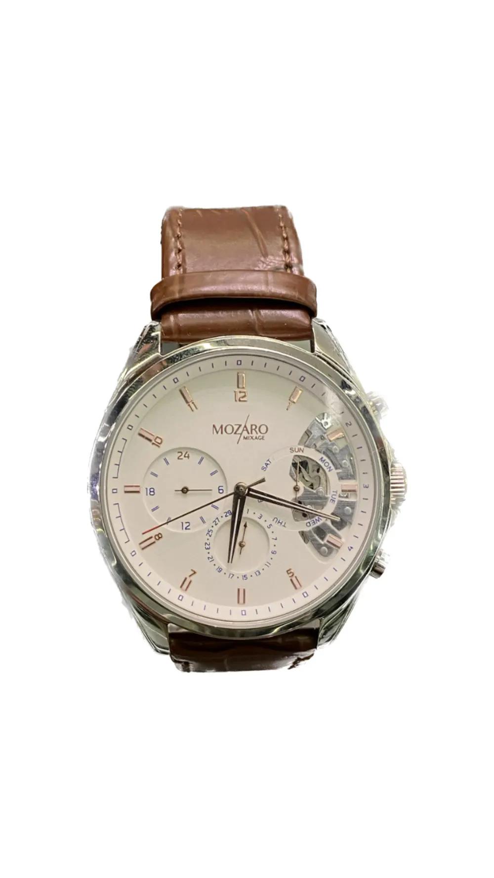 moAro watch 4undefined