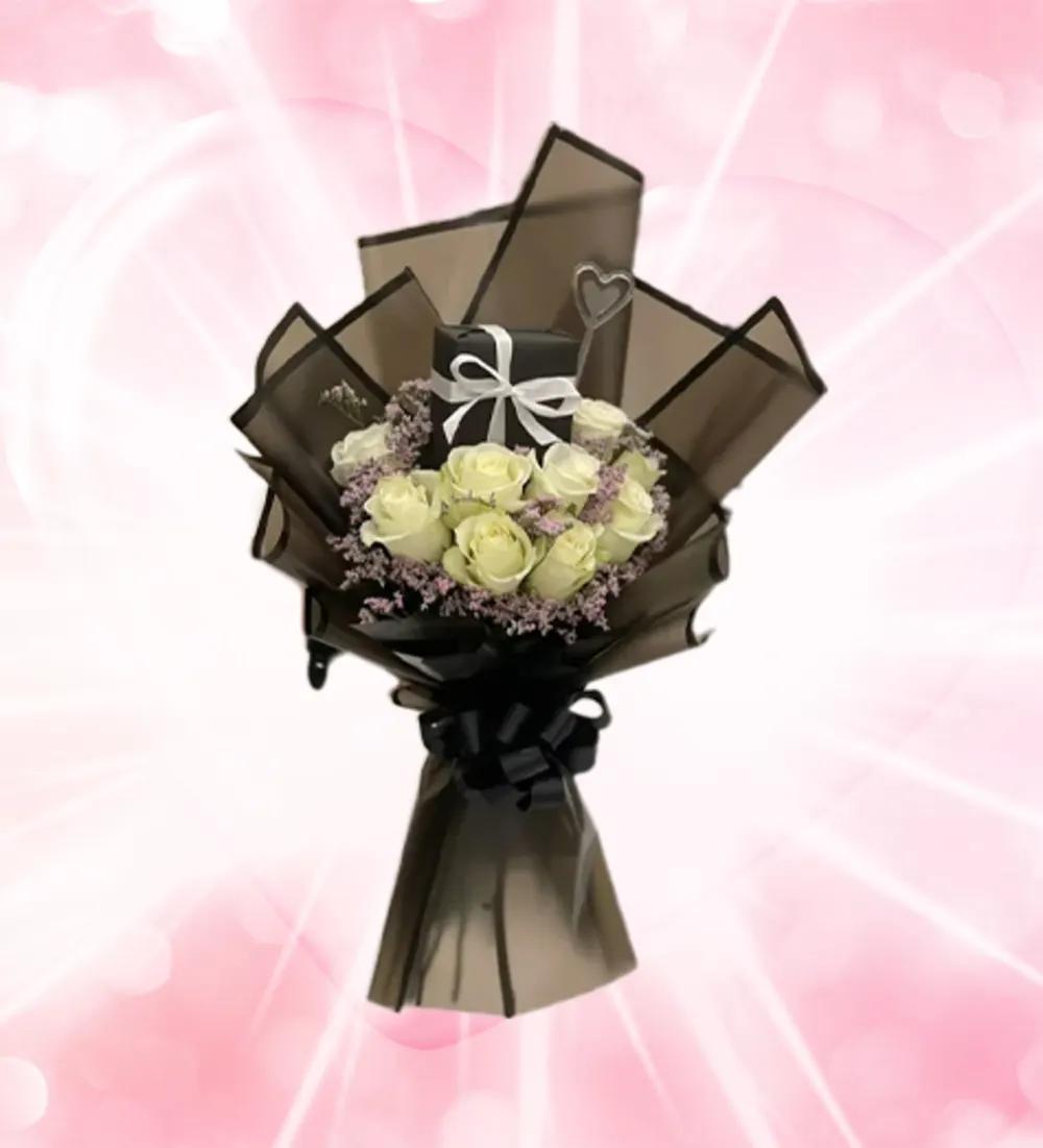 Natural roses with gift arrangement