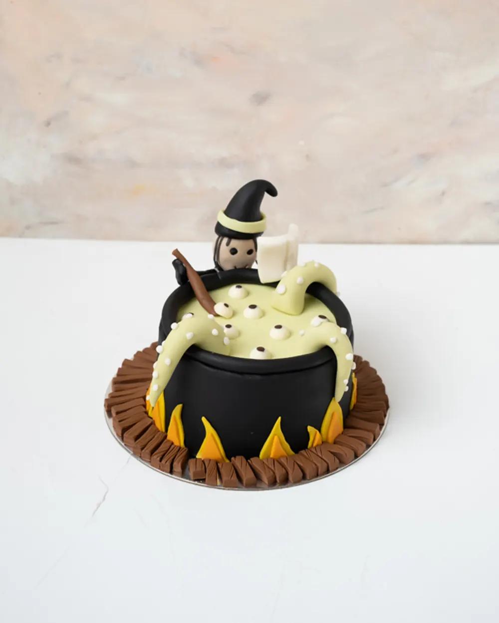 Witches Cauldron cakeundefined