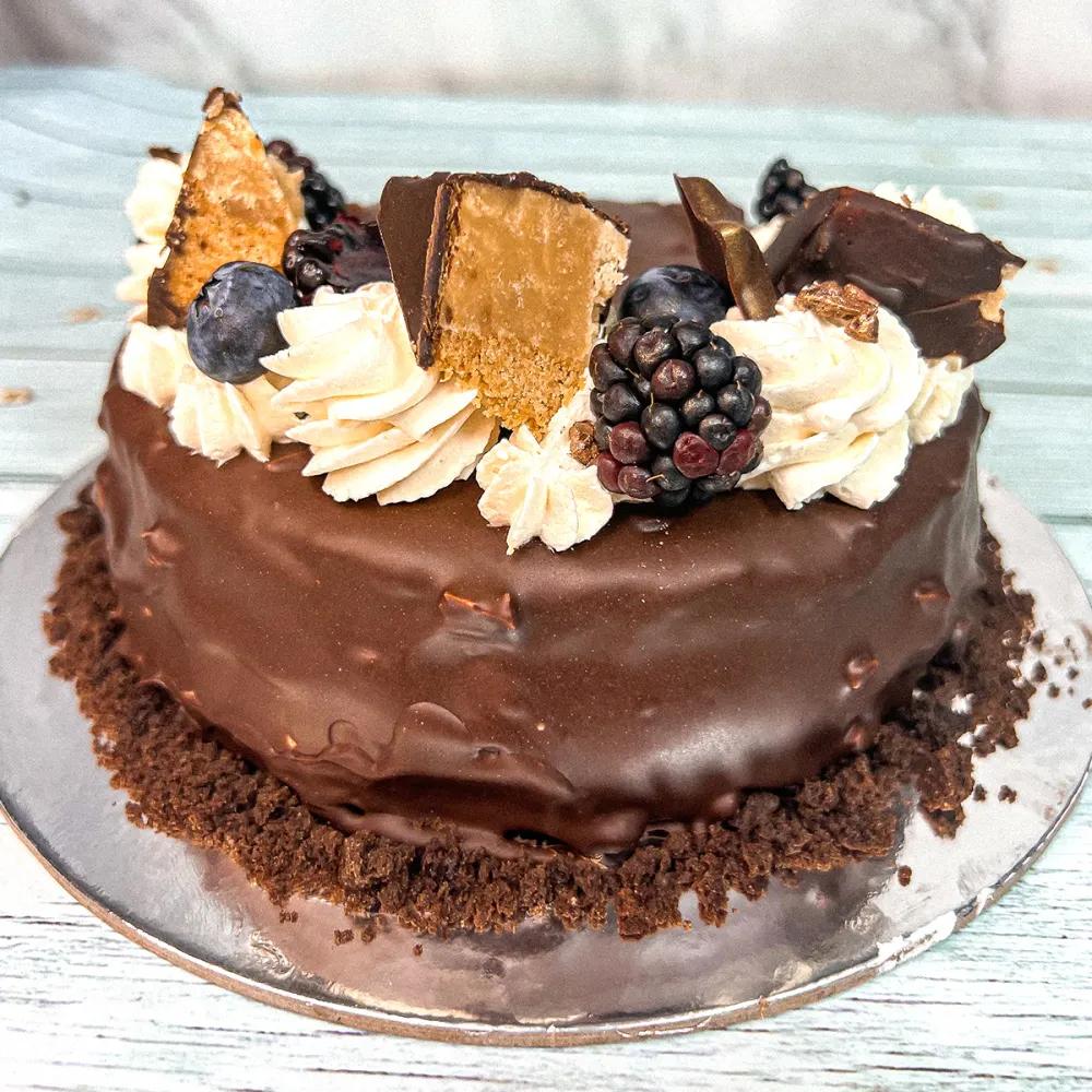 Snickers Cake
