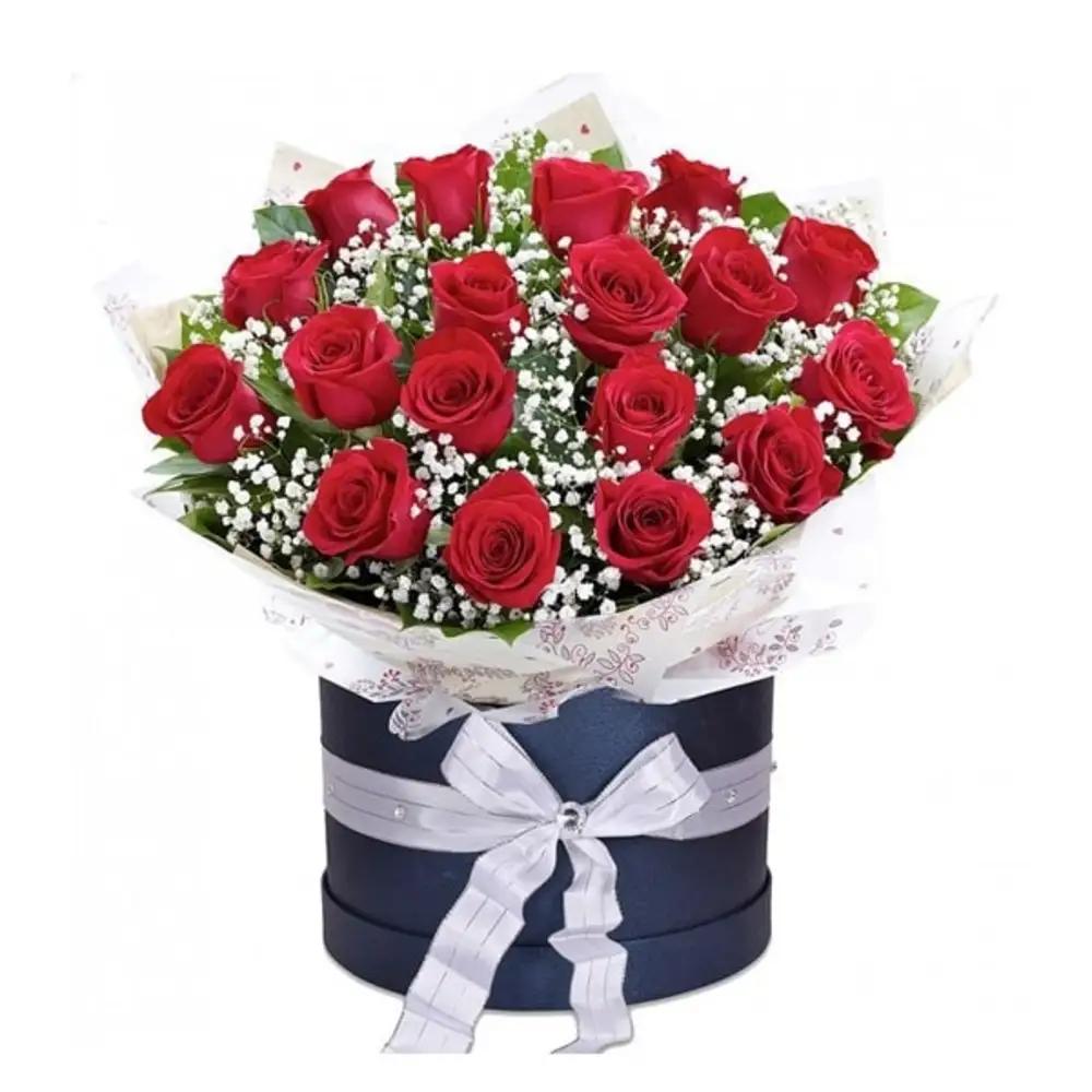 18 red roses in Gift Box