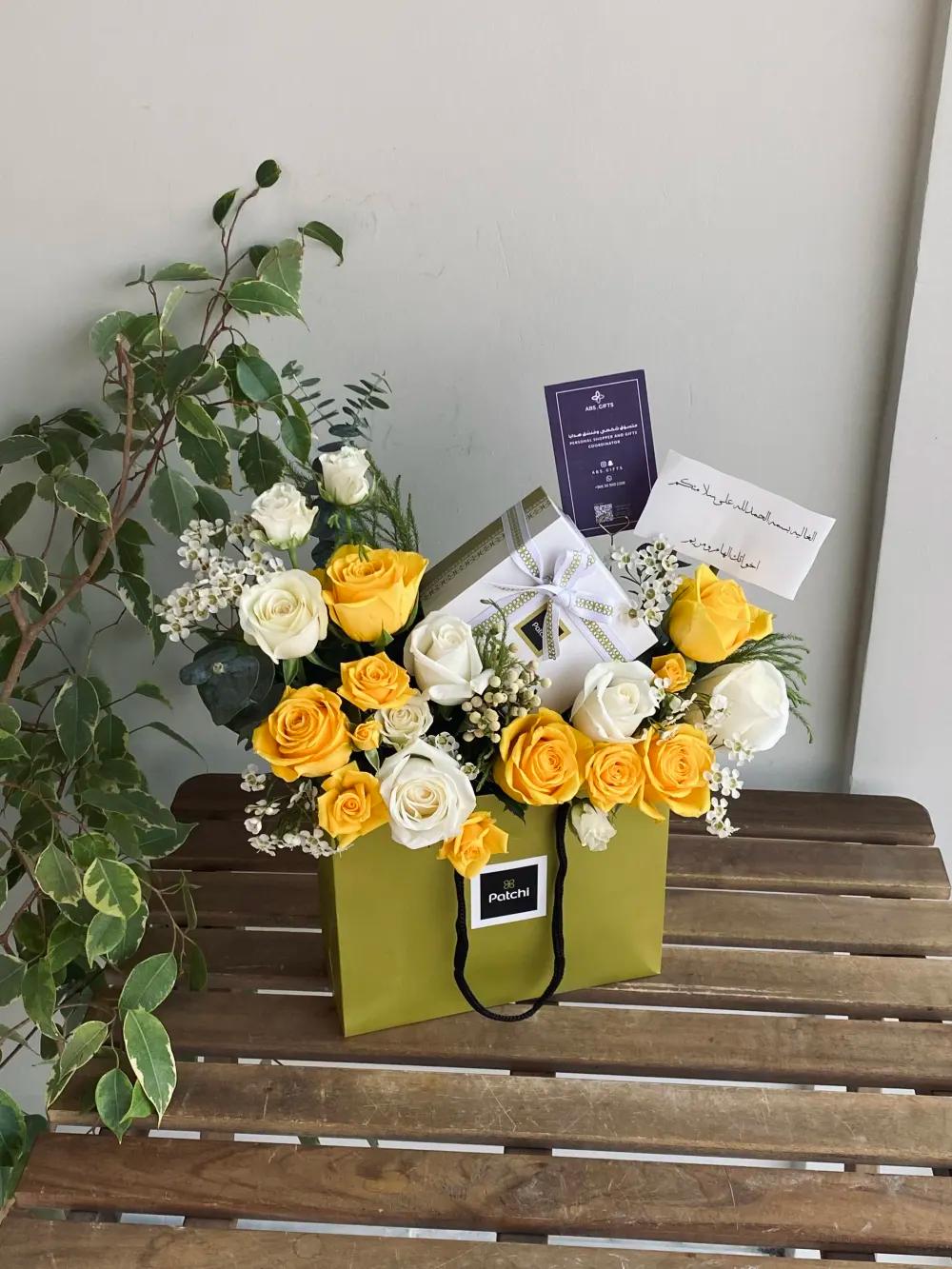 Bouquet of roses with chocolate2