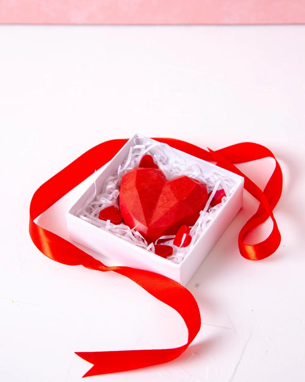Heart in Boxundefined