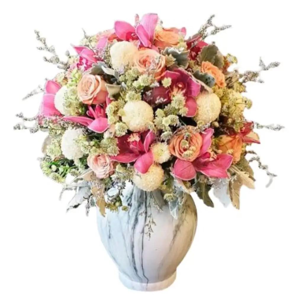 ELEGANT FLOWERS IN VASEundefined