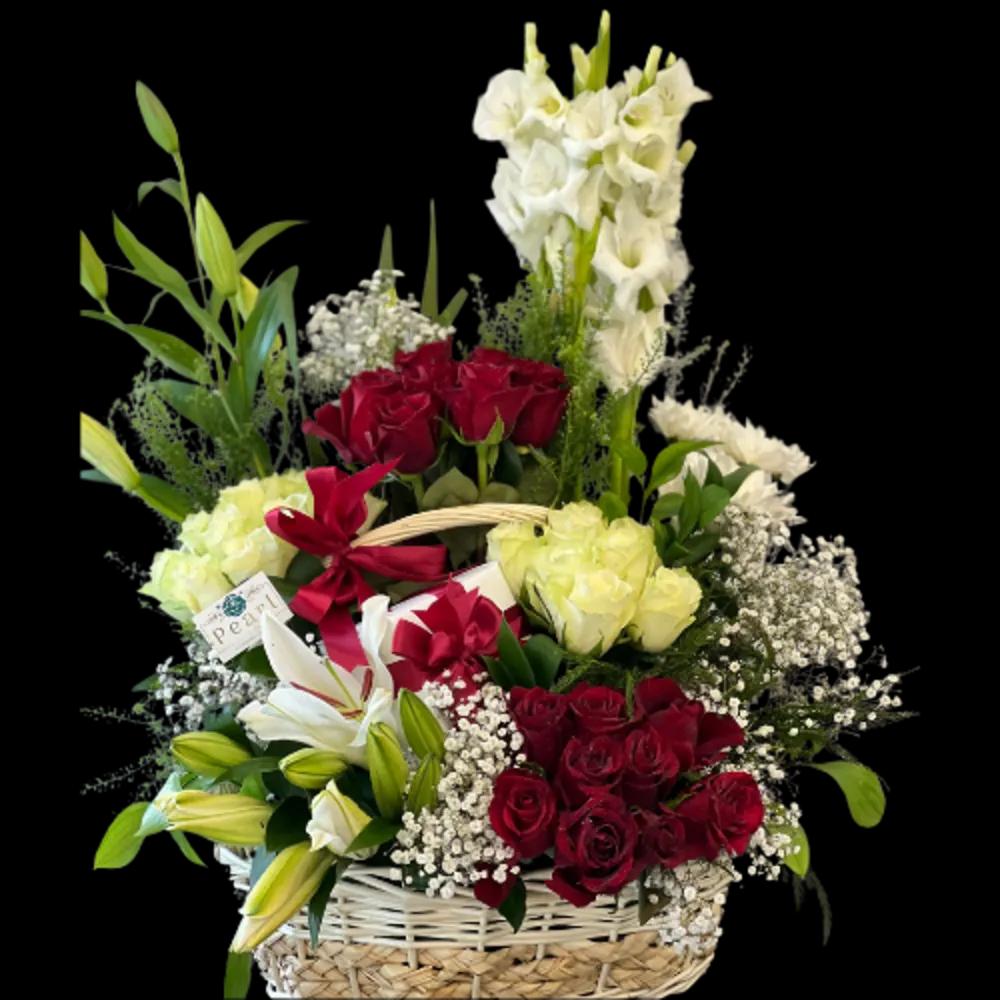 Mixed Red Flowers Basketundefined