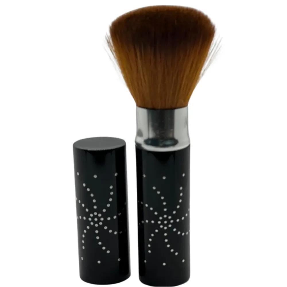 Makeup brushundefined