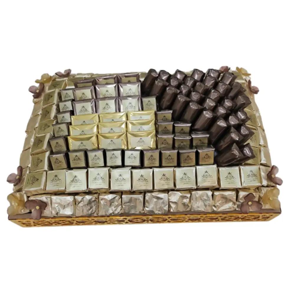 Chocolate trayChocolate Tray, Luxury Chocolate Serving Tray, Premium Chocolate Gift UAE, صينية شوكولاتة, صينية شوكولاتة فاخرة, هدية شوكولاتة راقية