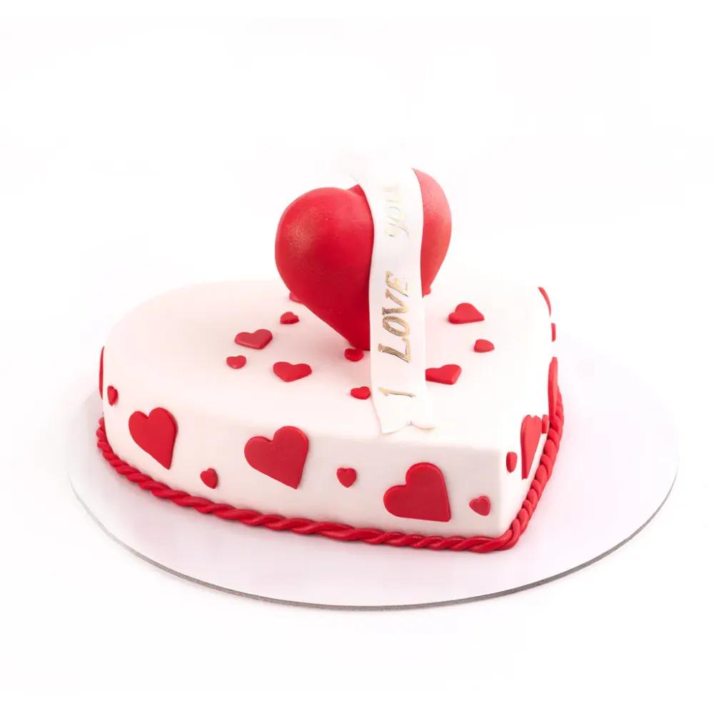 3D Heart CakeHeart Cake