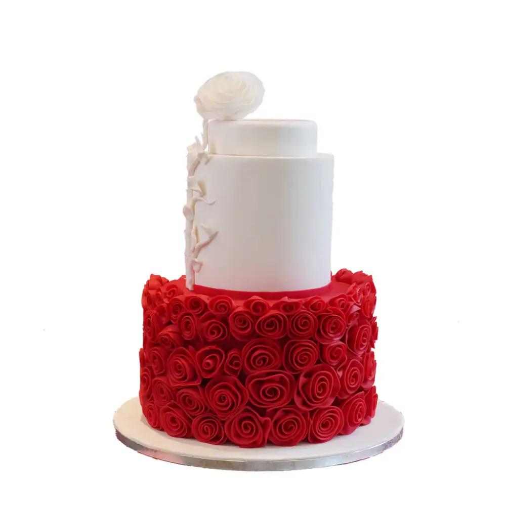 White Rose Tier Cakeundefined