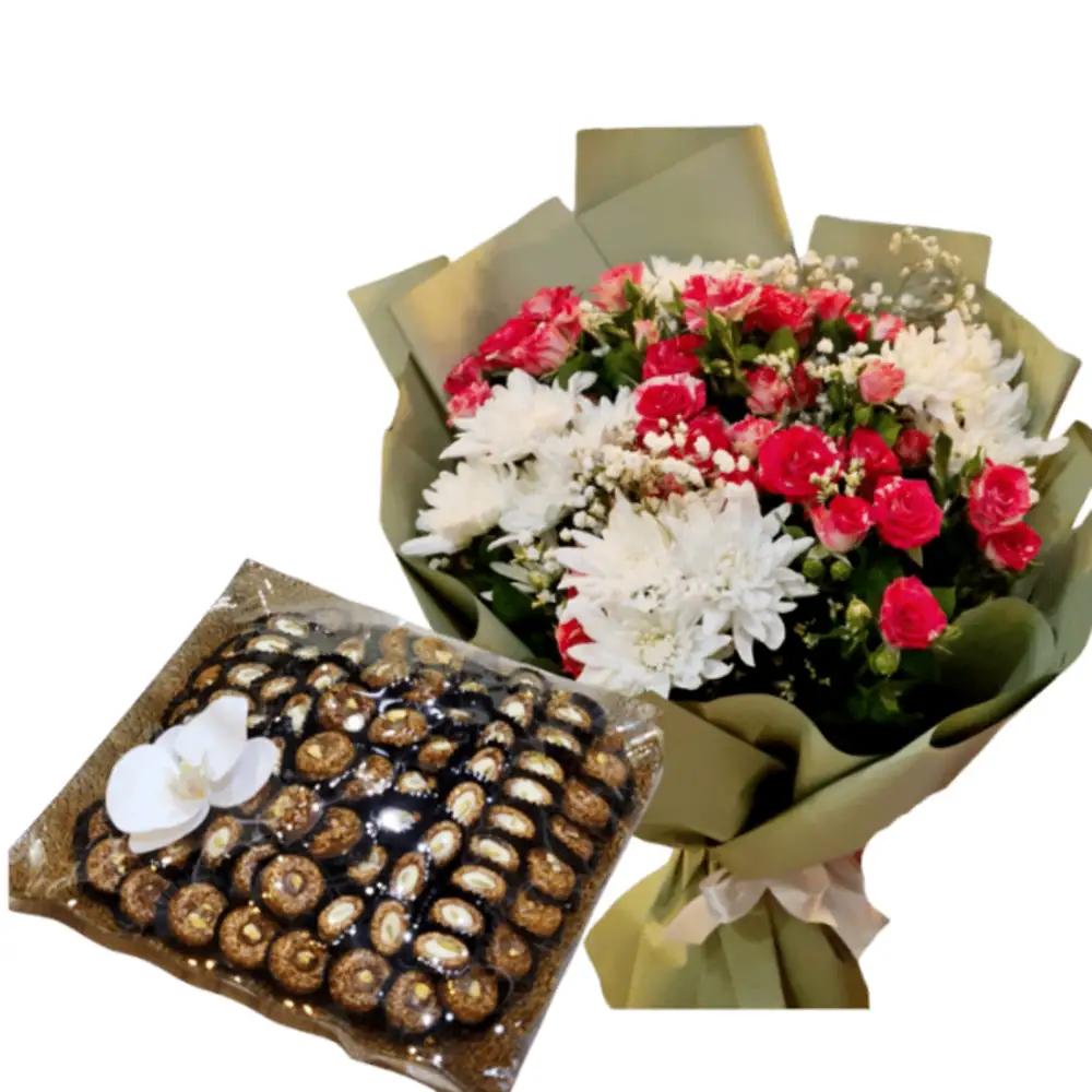 Mixed rose bouquet 3 WITH Sesameundefined