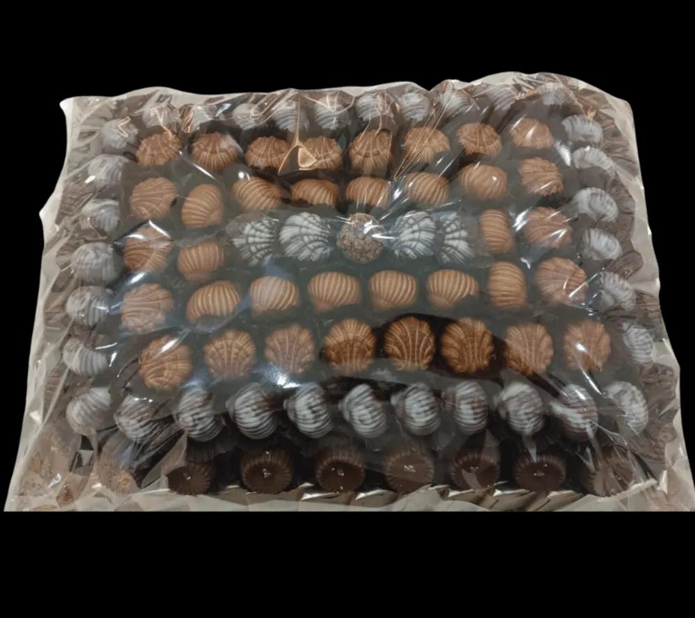 A rectangular chocolate tray1