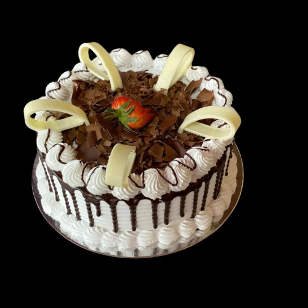 Cake with white cream and chocolateundefined