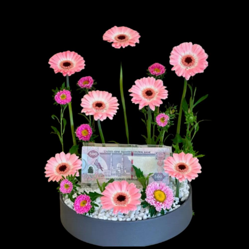 A box of simple pink roses with stonesundefined